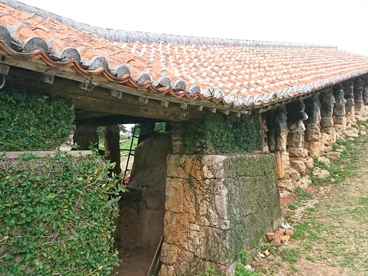 恩纳前田基地度假公寓 外观 照片